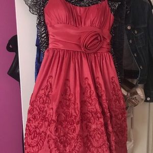 Gorgeous dress for young teen!